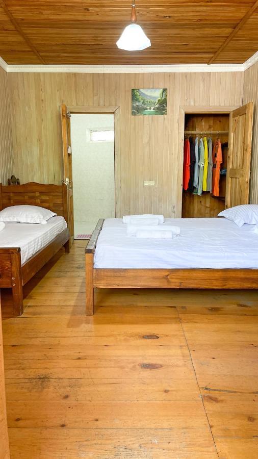 Cottage Коттеджи С Балконом コブレチ エクステリア 写真